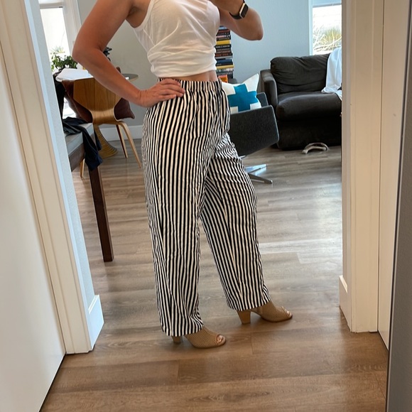 Liz Claiborne Silk Vintage High Rise Pants - Picture 5 of 7